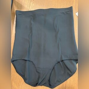 Shape by Cacique ULTRA HIGH WAIST BRIEF SHAPER LEVEL 3 BLACK SIZE 14/16 NWT